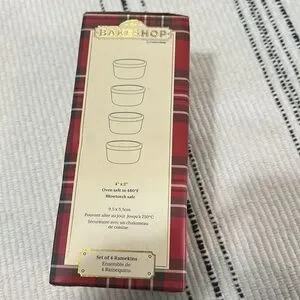 The Bakeshop | Kitchen | New Bakeshop Christmas Ramekin Set4 | Poshmark